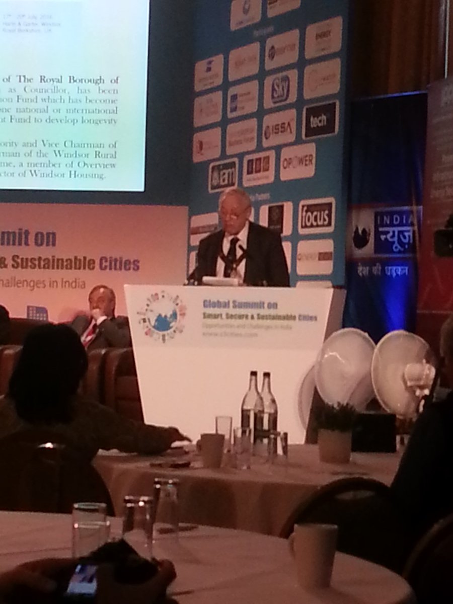 S3citiesSummit's tweet photo. Councillor John Lenton speaking in the Waste Management session at the Global Summit on Smart Cities #S3CitiesSummit https://t.co/oMWhaZWHFu