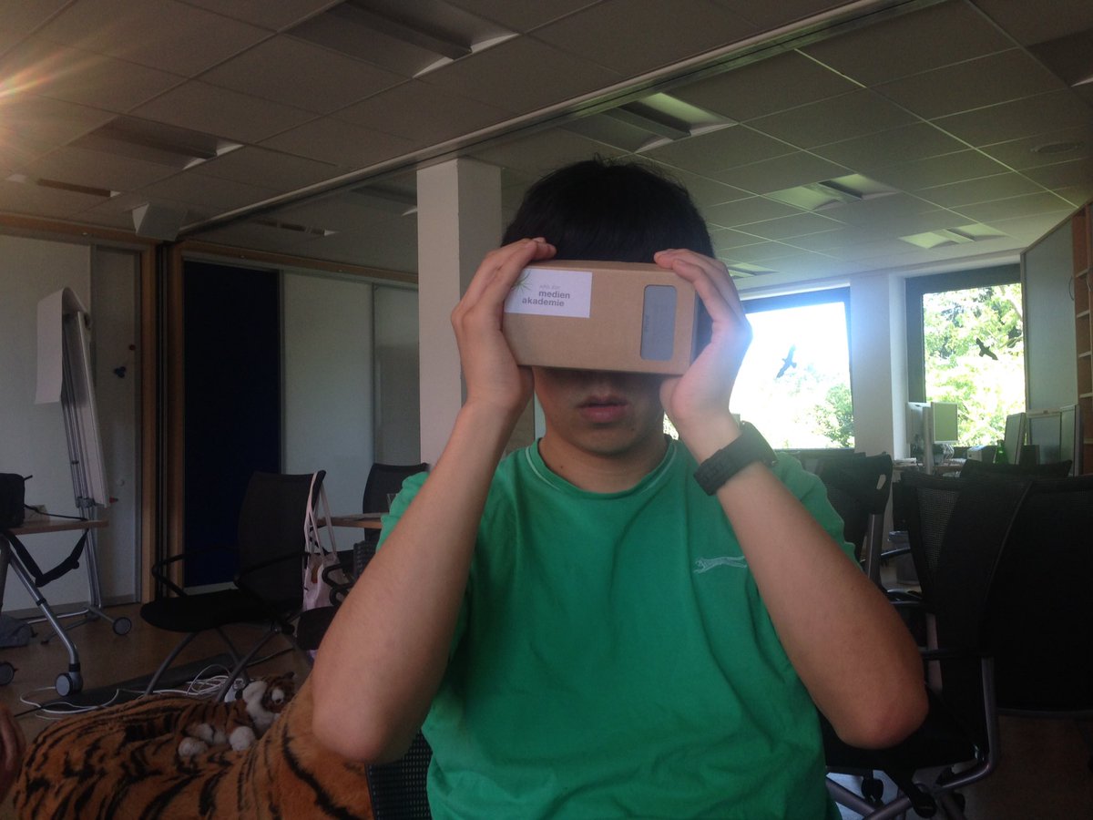 LetsgetNordy's tweet photo. He's got the look! @hhanburg #bewegtbildlabor #360grad #yolontäre #letsgetnordy https://t.co/Tl0BR369q7
