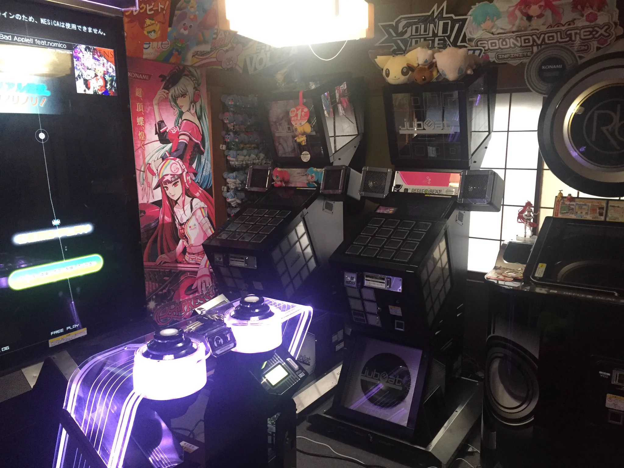 たったの1年間での息子のこの変わりよう...これはお母さんもお手上げだwww