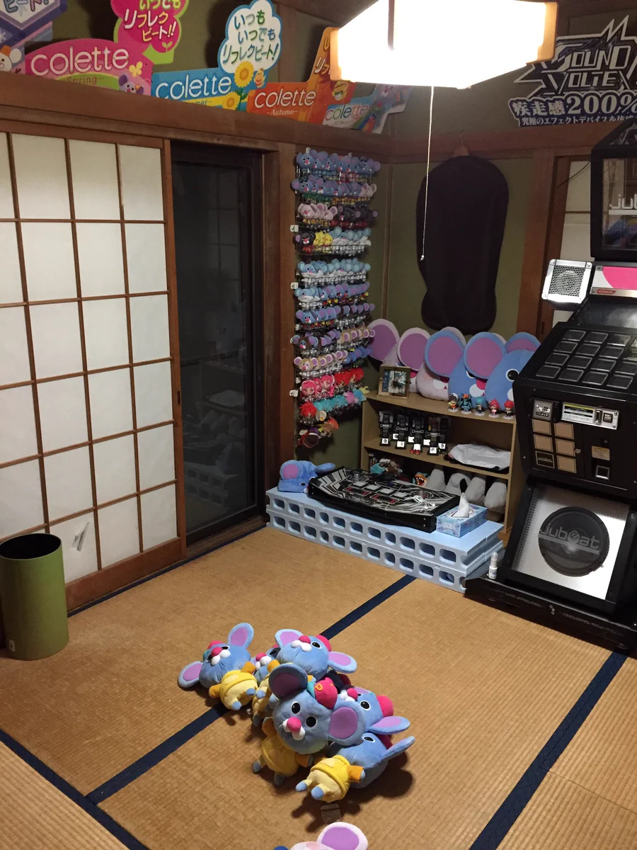 たったの1年間での息子のこの変わりよう...これはお母さんもお手上げだwww