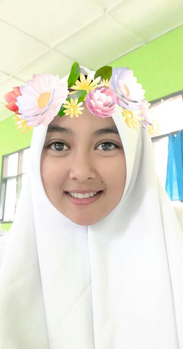 Single very happy #KembaliCeriaKeSekolah