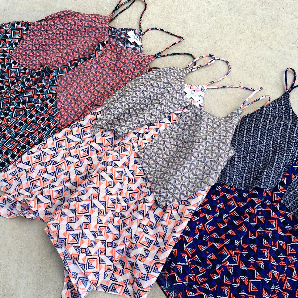 shopgnomadic's tweet photo. Sun kissed tans can't go wrong with any of these bright color combos. 👌🏼#freeshipping #gnomadstyle #oneofeachplease https://t.co/fjCS2wLiWz