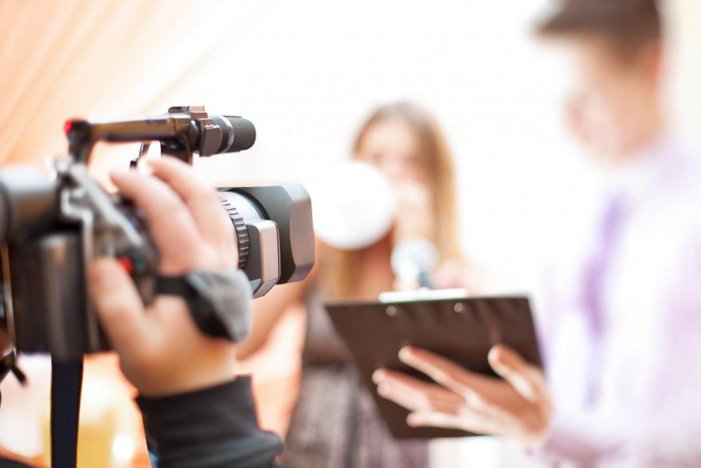 Studio52media's tweet photo. Defining #coporatevideo production in an innovative way with Studio 52's #HDvideos. Visit at https://t.co/tGJQXX5IyA https://t.co/VPvD7BaxaT