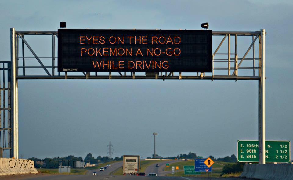 TLcubed's tweet photo. No POKEMON GO-- Buckle Up / Phone Down / Slow Down.... #ArriveAlive,#DriveSmart,#ItCanWait,#DriveSafeSoberFocused https://t.co/zEevVkn35G