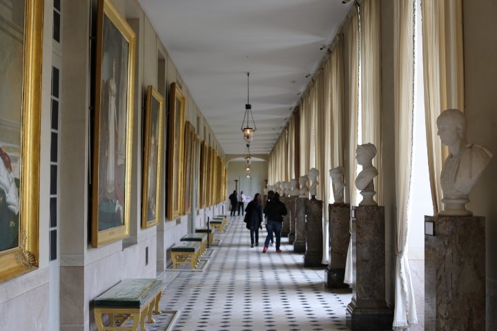INHA_Fr's tweet photo. A l'occasion du #PalaceDay, retour en images sur le #FHA16 @CFontainebleau. Rendez-vous pour l'édition 2017 ! https://t.co/LOcSQoodMU