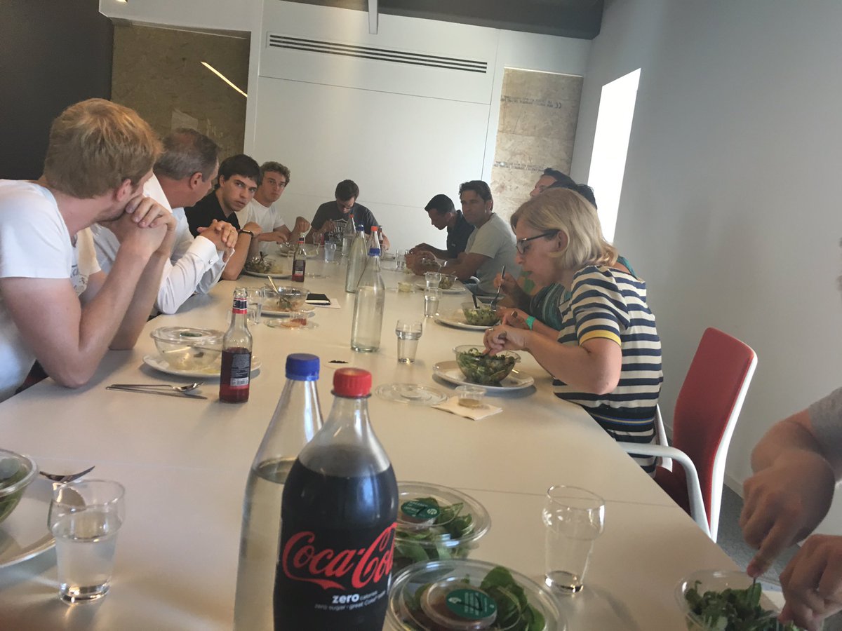 AereyBirdhouse's tweet photo. Vandaag stond @romain_roquette in voor onze weekly lunch. Te gast: @MurielUytterhae (Gimv) en @smet_dirk (Belfius). https://t.co/3k86DqCiA4