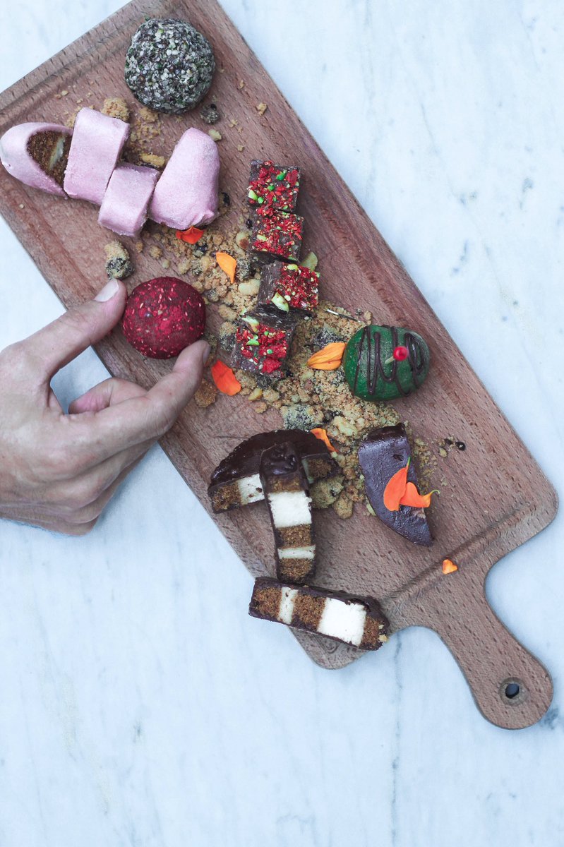 ⚡️Dulces #healthy by <a href="/teresasstairway/">Teresa's</a> 🍰 Talleres 🔝 en <a href="/flaxandkale/">Flax & Kale | Restaurants</a> 👉🏻 #easymonday