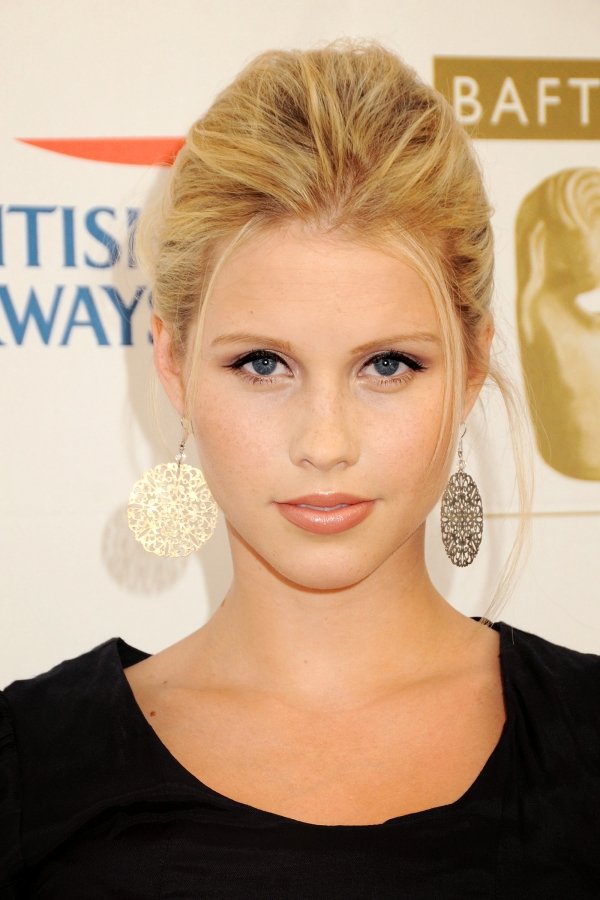 BUSCAMOS A ANYA VODA, LA REINA NECESITA A SU HERMANA.
Especie: Moroi.
Elemento: Agua.
FC: Claire Holt.

#FreeRol