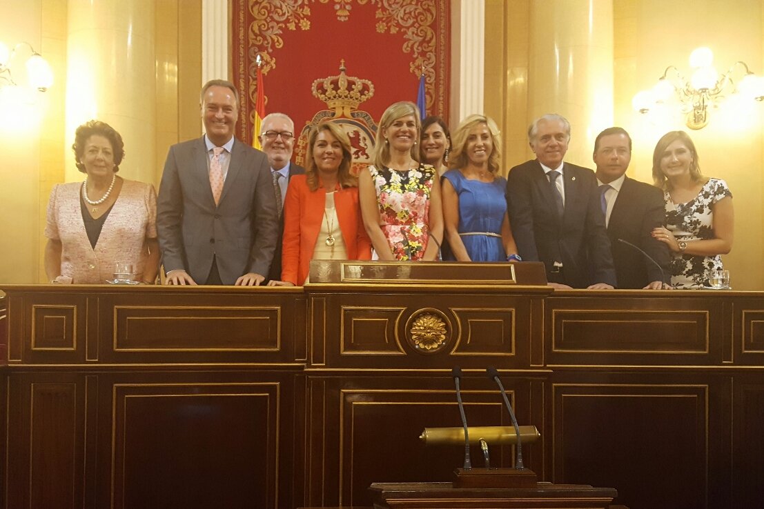Suni_Sanchez's tweet photo. Un honor tomar posesión como Senadora. Con ilusión y ganas de trabajar por Alicante y su provincia. Gracias a todos https://t.co/2yv8PFZkSr