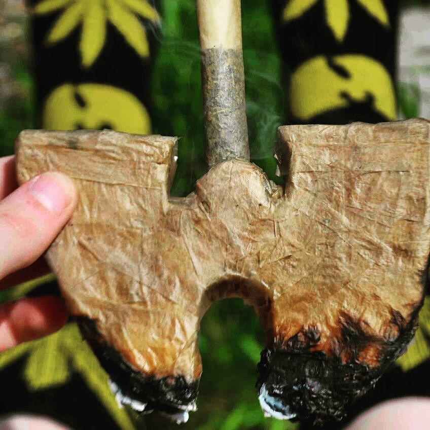 plazaweed's tweet photo. Wu-Tang Joint #rollmodel #rollmodels #weedofig #bestweed #potheadcommunity #potheadsociety #potheads #potheadworld … https://t.co/zlz9wKLUQP