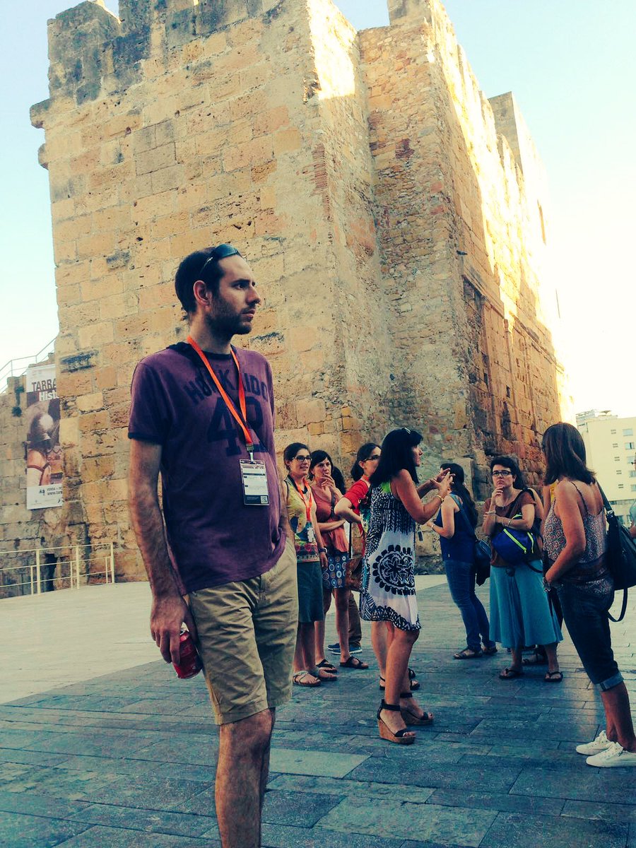 IRLlull's tweet photo. una mica de turisme per #Tarragona per finalitzar el 2n dia de les #JIPC16 amb una fantàstica visita guiada! https://t.co/hzcuwxS0Rv