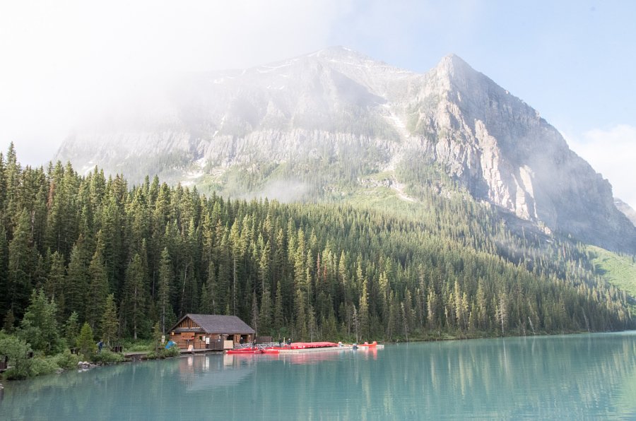 SolihullPhotog's tweet photo. New photo on 500px : Misty Boat House #photography #image https://t.co/XS18Cu5uXy