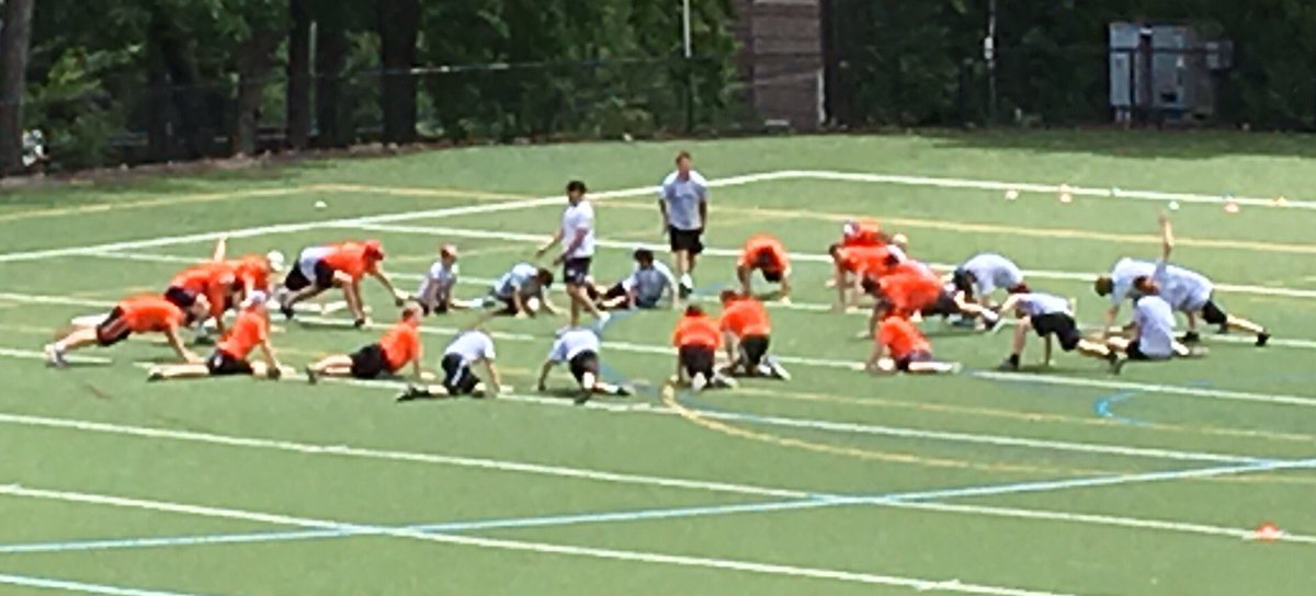MassCamps's tweet photo. Dry land training on the turf. https://t.co/XUZLVH92ur