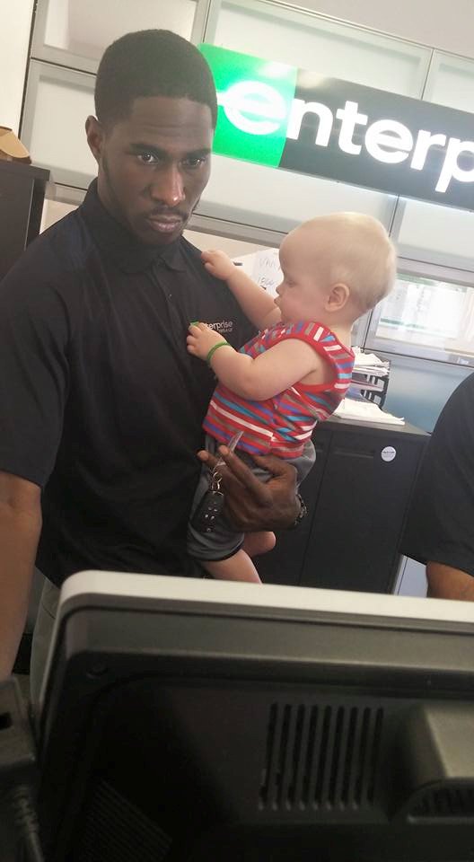 .@john_goodlett's stellar custormer service with @enterprisecares goes viral bit.ly/29JSya2?utm_me… https://t.co/DofYvzqDTQ