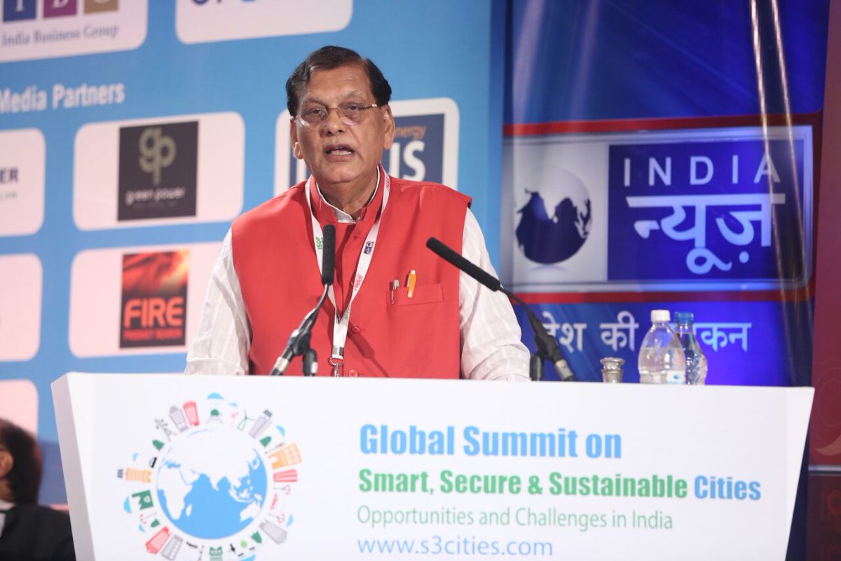 SulabhIntl's tweet photo. @bindeshwarpatha speaking at #s3cities.com at #Windsor @IndiaSmartGridF @IPPAI_India https://t.co/5qT7b8qmZZ