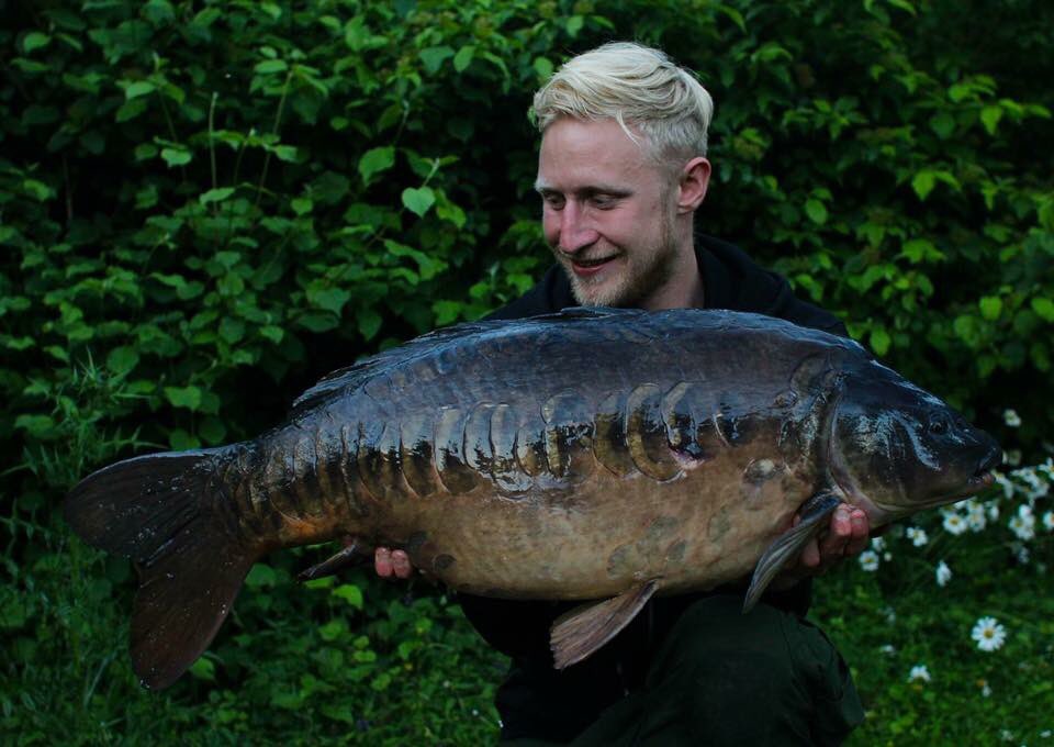 One from a few weeks back, but what a lovely old carp! #TheKrill