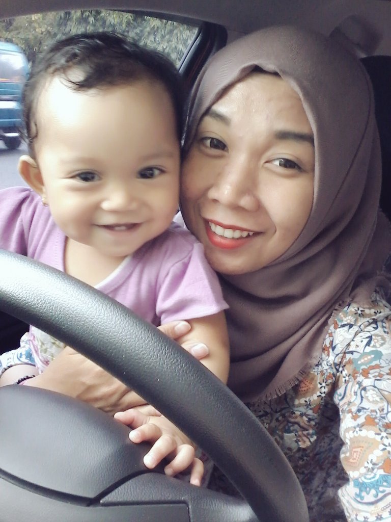 mput_agustina's tweet photo. Q n bubu 👶👩💙💚💛💜 https://t.co/xCXcMi5AJB