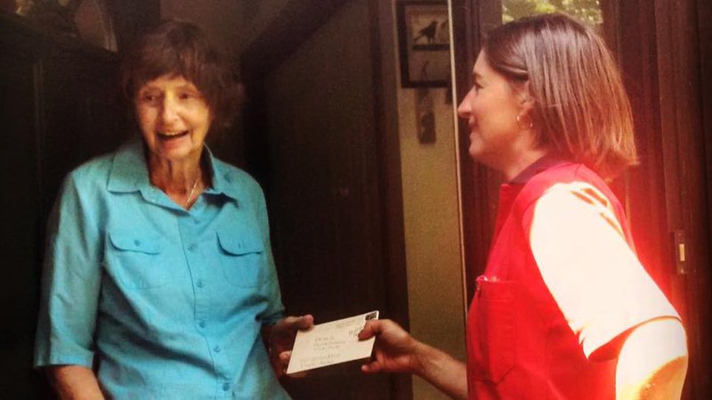 CTVNews's tweet photo. 'To Grandma, From Abby': Lost letter delivered by postal worker who wouldn't give up https://t.co/DGirqVUZ0l https://t.co/NKqtOf3aly
