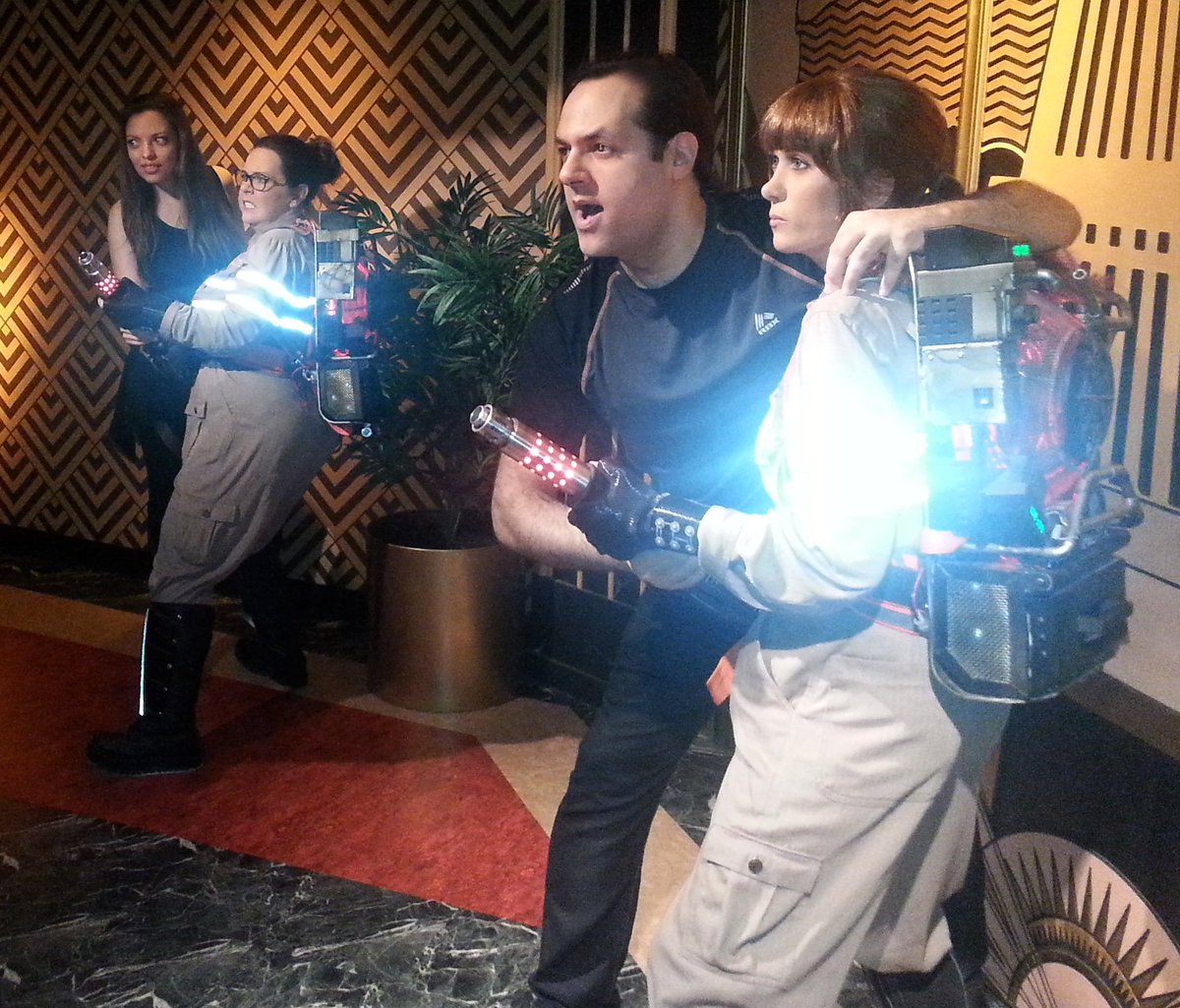 BeyondComics's tweet photo. #ghostbustersdimentionsvr  #ghostbustersdimentionsvoid #ghostbustersvoid #beyondcomics #beyondcomicstv #graigweich https://t.co/wyrebiblWh