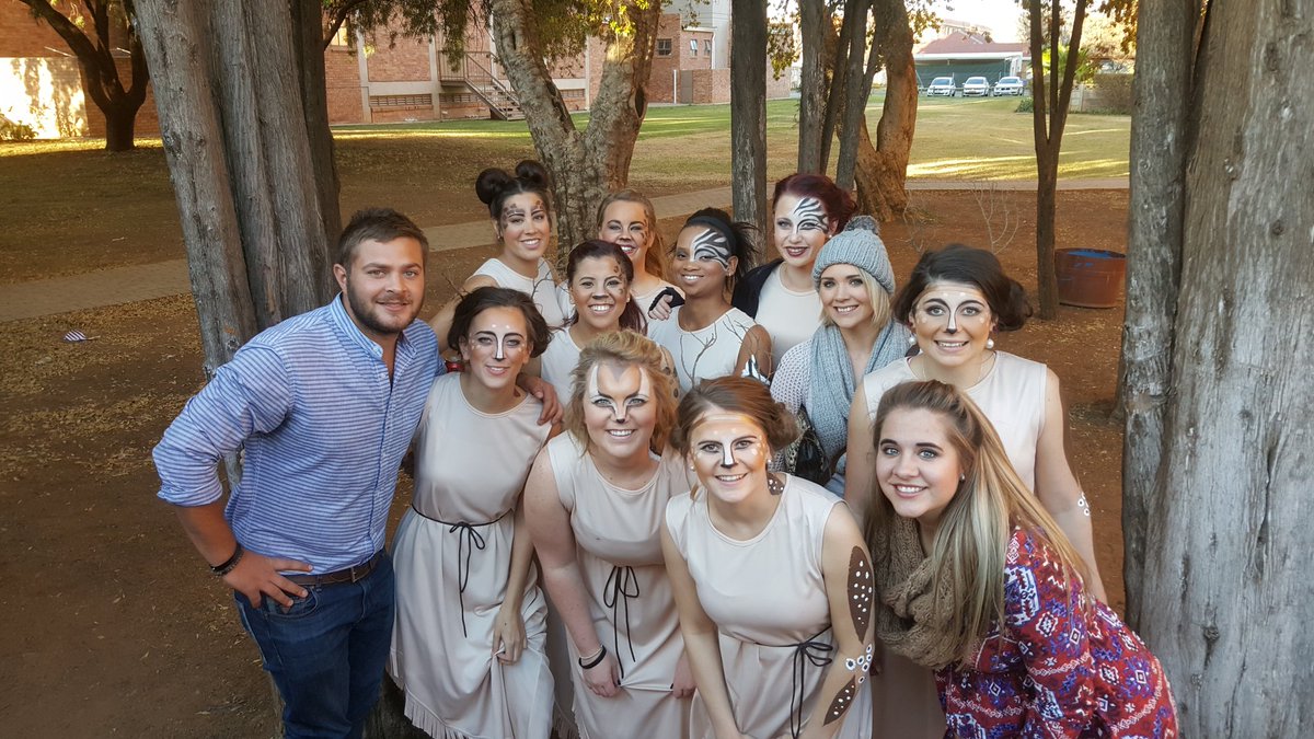Eikenhof sêr ladies getting ready for action
MAJESTIC.
#Wapad #NWU #Eikenhof #Bluebirds