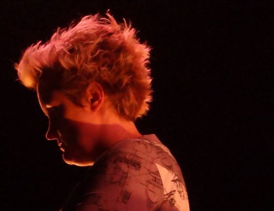 Flore, première femme française à recevoir la certification Ableton : bit.ly/29RisKe