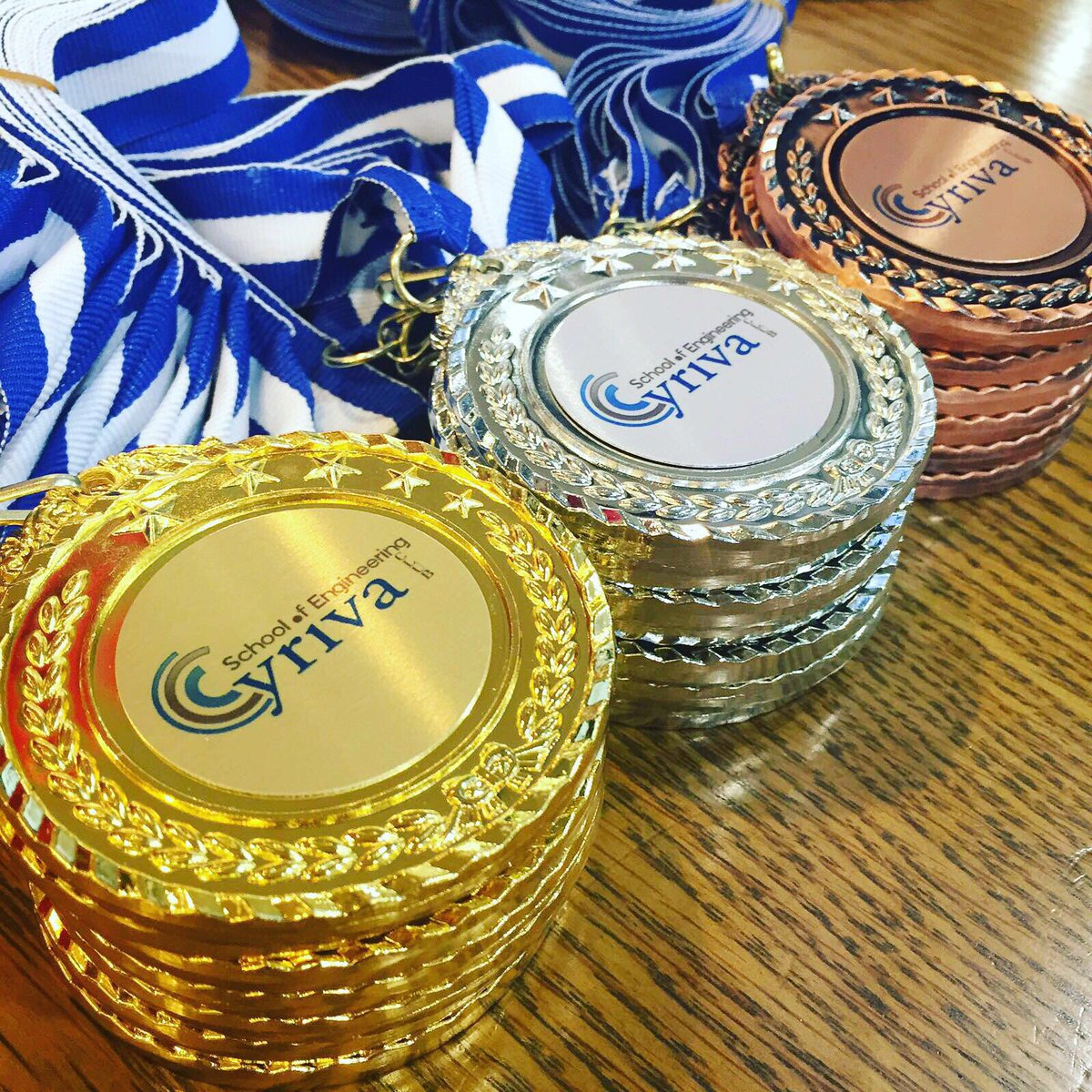 Cyriva's tweet photo. The medals are here ! Do you have what it takes to win them ? 🏅 https://t.co/p4gHlBXHka