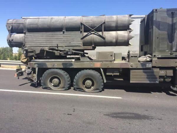 Olurda Bir İhtimal İçiniz Soğursa Buna Bakın 100 km Menzilli Ağır Tahribat Gücü Olan 300 mm'lik Roket  <a href="/yigitbulutt/">YİĞİT BULUT</a>