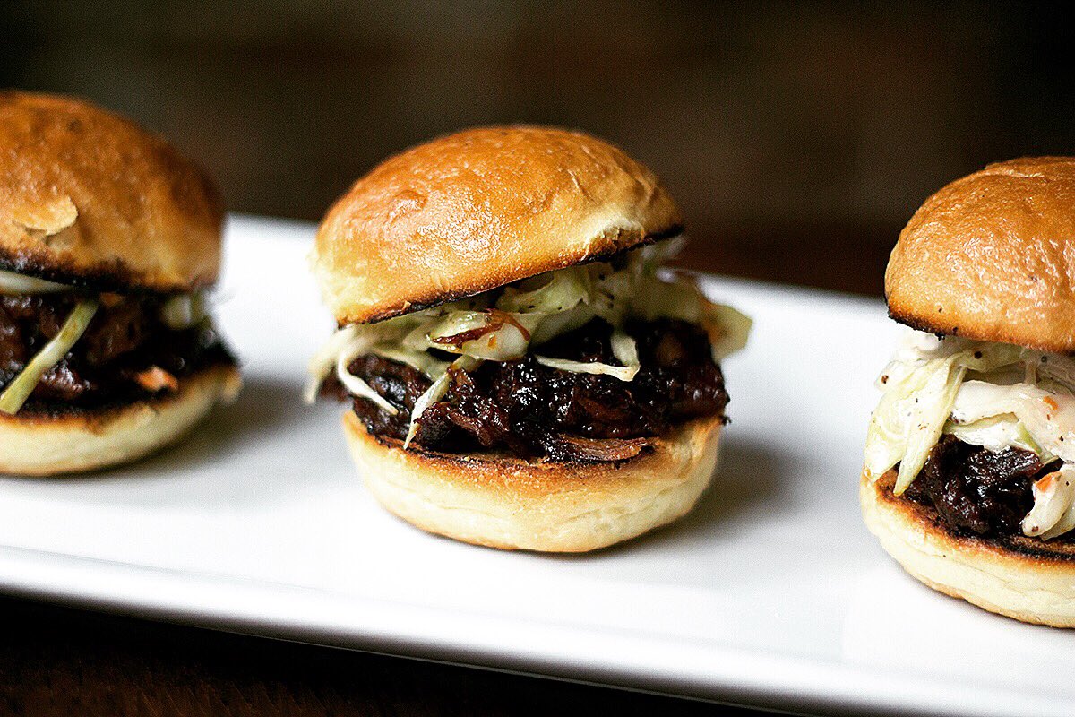 copperstillnyc's tweet photo. $2 #guinness pulled pork sliders all day today @copperstillnyc #whiskey https://t.co/eOzgD7KRzL
