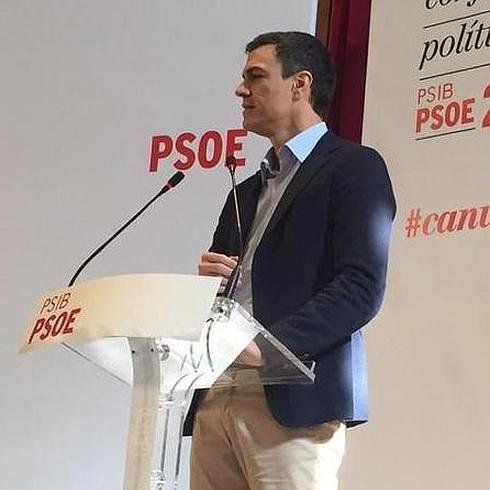 @Pedrin_GH si... aunque claro yo es que teniendo a pedro sanchez y su paquete...