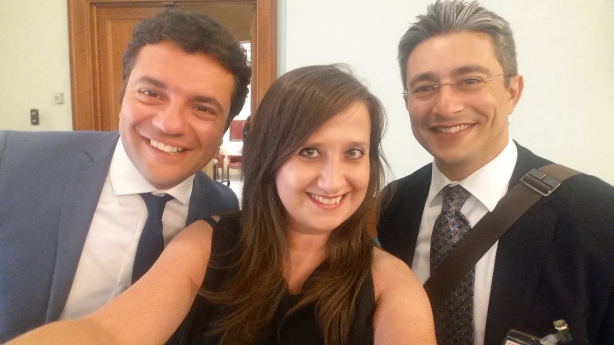 fernandafaini's tweet photo. Volti da consultazione CAD @Montecitorio  #opencad #selfieistituzionale @fpmicozzi @elioguarnaccia  @CircoloGT https://t.co/Tc8n42Txco