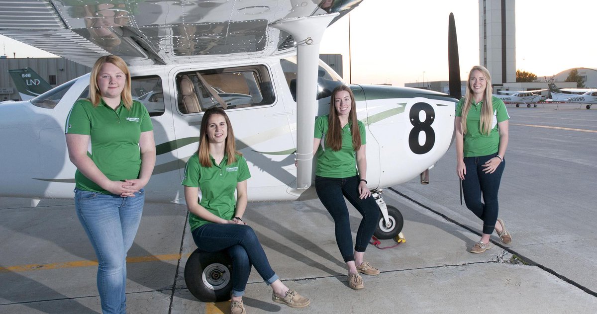 aeholl22's tweet photo. #myUND all-woman team places 3rd in 2016 Air Race Classic #UNDproud - https://t.co/AbcIUKVBZm https://t.co/sKDm9JsMo5