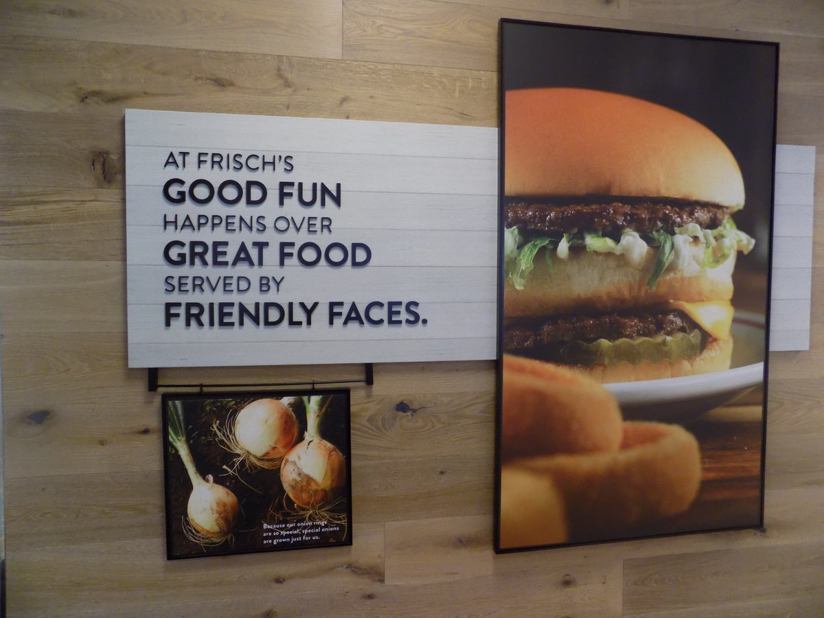 PinkNinjaBlogg's tweet photo. Check out the NEW LOOK &amp; WESTERN PRIMETIME SANDWICHES at @FrischsBigBoy  https://t.co/gyaGtaEMPn  #PrimetimeBBQ #ad https://t.co/KEQng9e2rF
