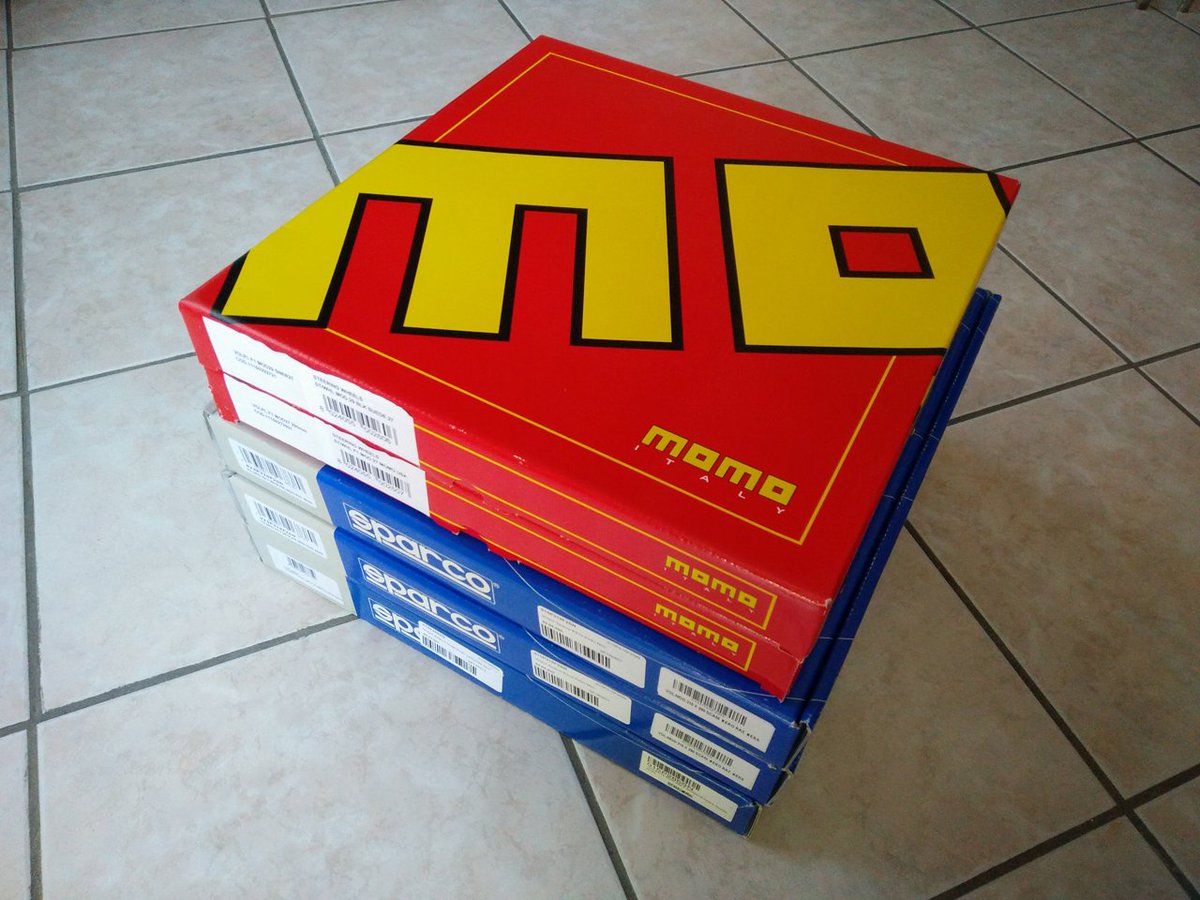 Astroxyn's tweet image. They are here ! Time to start working ! First one P310 LCD. #simracing #MOMOMotorsport #SparcoOfficial #asdesign