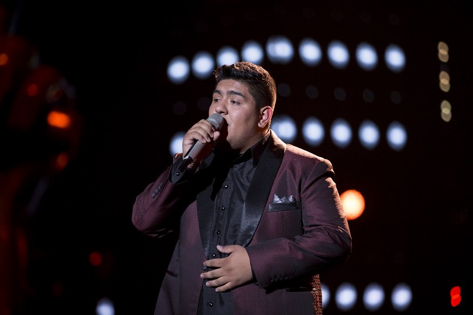 TUPrensa's tweet photo. .@kikingarcia9 cantó “Aunque ahora estés con él” en su presentación de @LaVozMexico #Top3LVM https://t.co/rhaXn66oI8