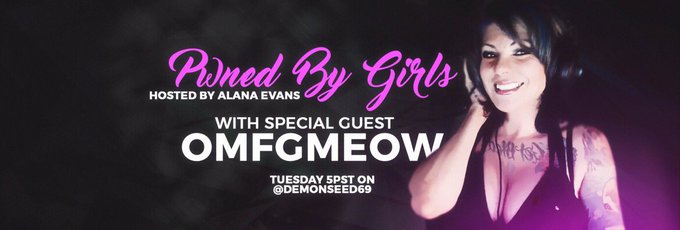 Excited for our special guest tonight! #PwnedByGirls @omfgmeow https://t.co/jrrTUN8UsJ