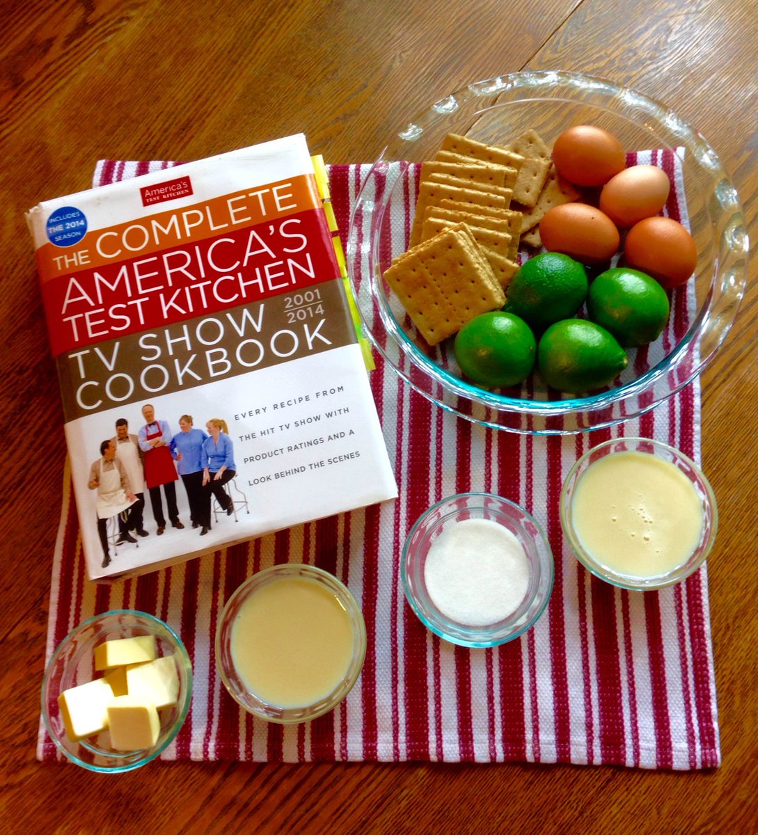 cincylibrary's tweet photo. Classic Key Lime Pie recipe from this Library cookbook: https://t.co/YHFhaVHwgH #BookCook #ReadMakeCreate https://t.co/nWTGi1dBVf