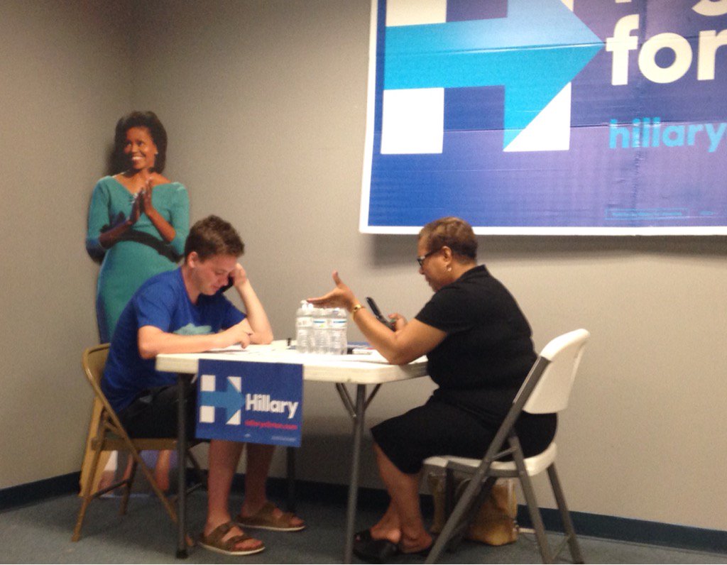 anna_daigneault's tweet image. Busy day in Greensboro! Here is @QBaxCinco phonebanking with an awesome volunteer #10acious #BurnTheShips