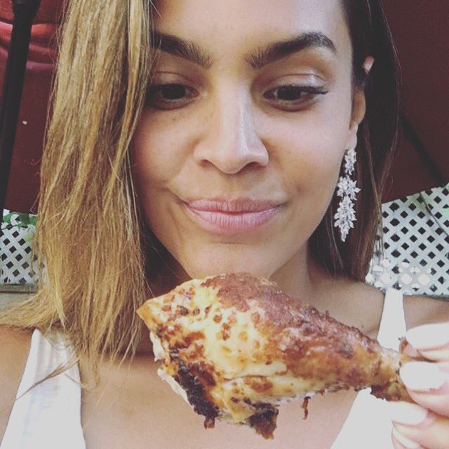 eatflock's tweet image. just a few more days, bloor streeters... just a few more days. #flockbloor #comingsoon