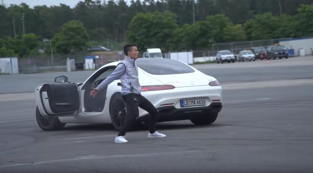 MercedesAMGF1's tweet image. Personal highlight?
THAT celebration...

#CristianoWehrlein ;) 
#F1istZurueck #GermanGP #F1