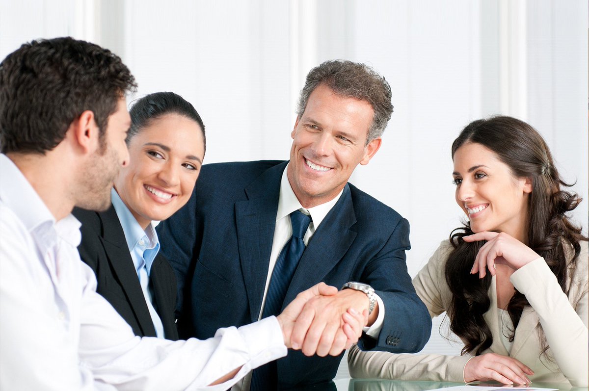 themoneylending's tweet photo. We provide intelligent data, smarter decisions and dedicated team to clients at the time of #Loan service. https://t.co/Tj4Dxm9why