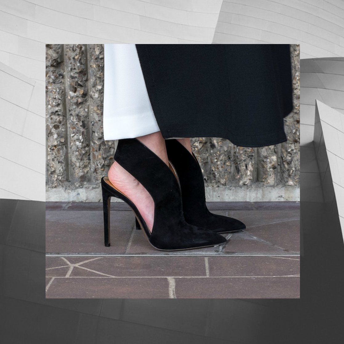Tank_Steiger's tweet photo. #FW16Collection is all about geometric and architectural lines. Be inspired by our "FLY" #Stiletto #SteigerParis https://t.co/Y8GNX7XQg2