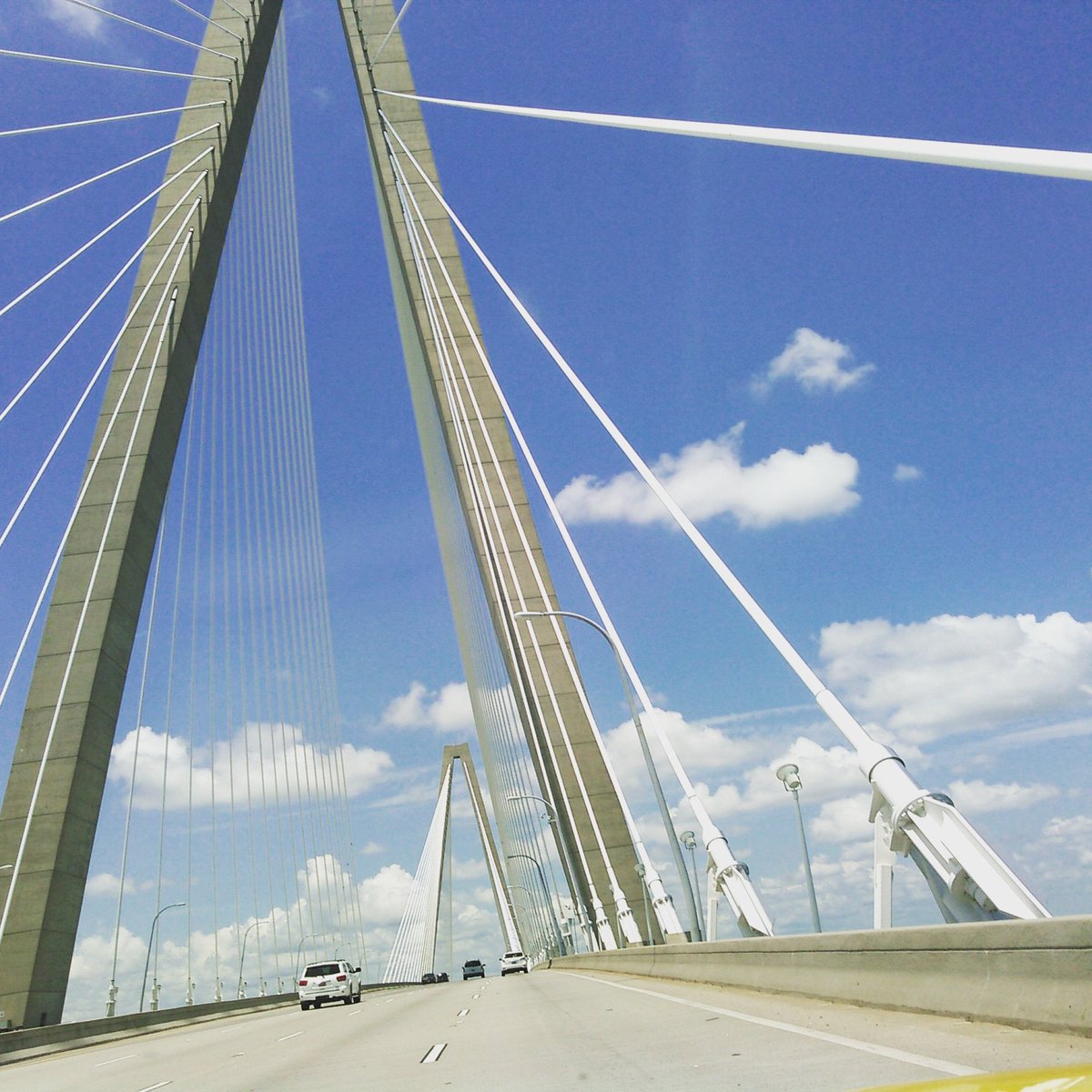 krajewskiRADAR's tweet photo. white lines https://t.co/x9fJVPVOKl