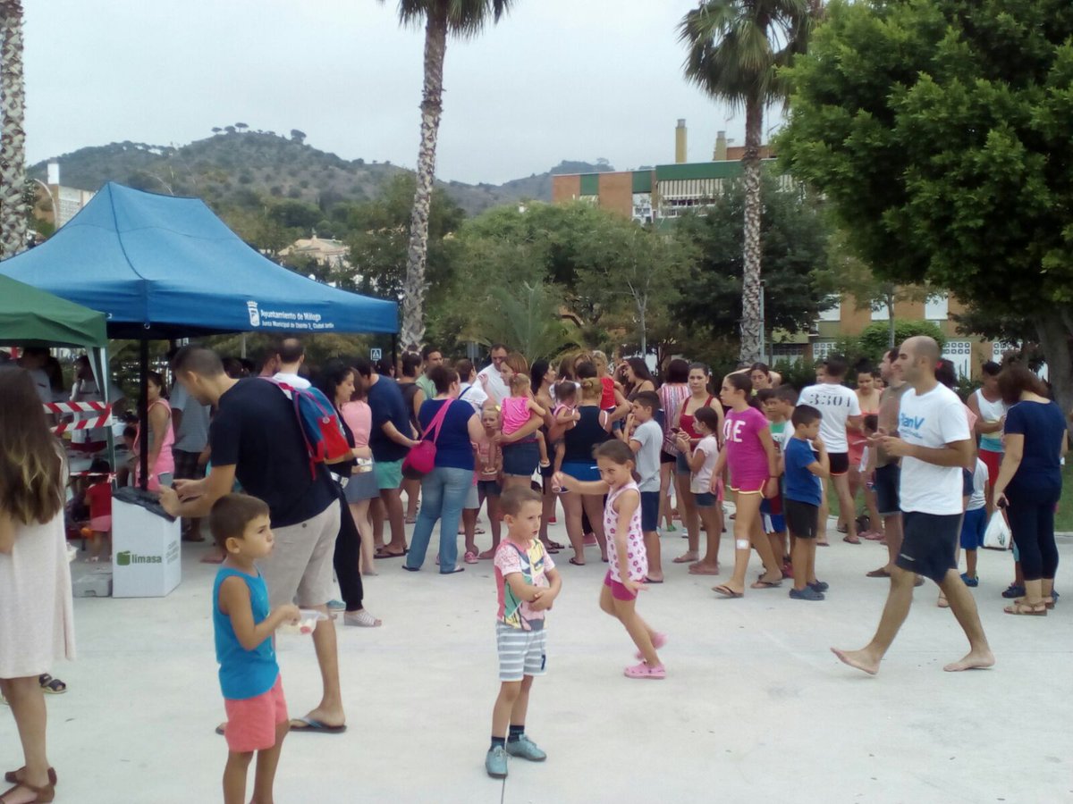 MalagaJuventud's tweet photo. ¡#FiestadelaEspuma en el #ParqueAlegría con el #PlanV16! ¿Te animas a refrescarte con nosotros? https://t.co/lxRUs2knGt