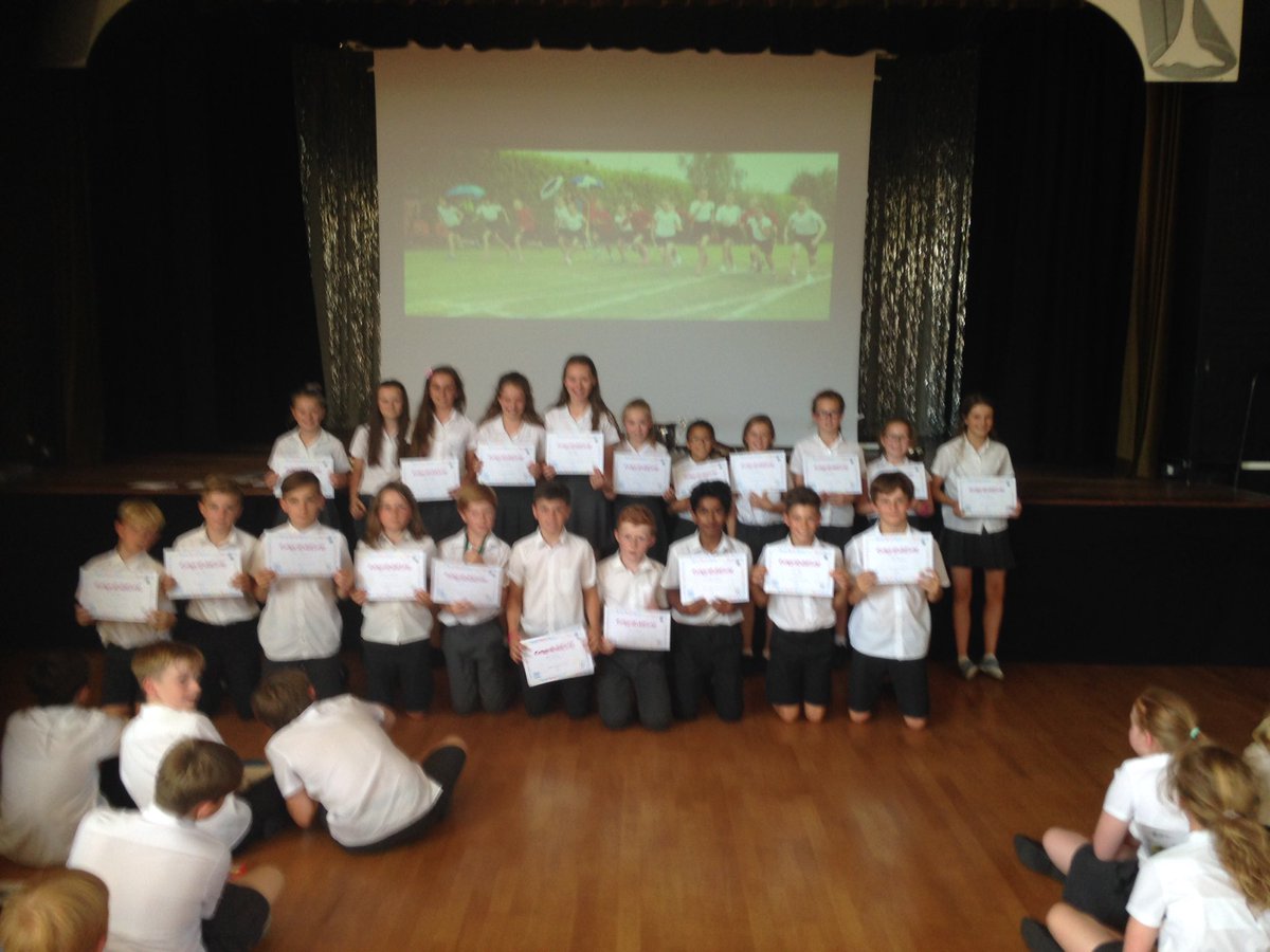 KJARPESPORT's tweet photo. @GrenewaySchool Year 5/6 Celebration Assembly: maths, APs, GGBO, tennis, athletics, records #CRISP #part3 https://t.co/CIOe1CaMrL