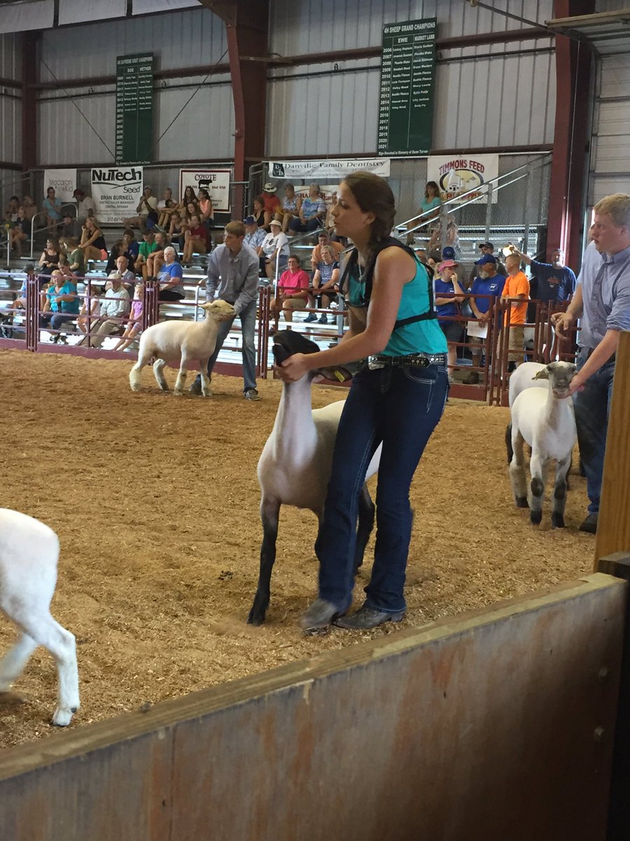 HCQueens2016's tweet photo. Melanie did great this morning! https://t.co/huMV5jK4fd
