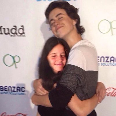 melonnash's tweet image. Les juro que nunca voy a superar esto @Nashgrier