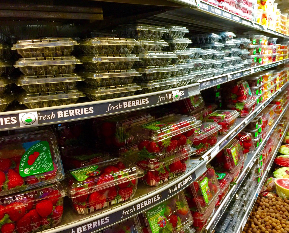 WaikikiTrolley's tweet photo. Look at all the yummy berries at #WholeFoodsMarket at #KahalaMall ! Hop on #GreenLineTrolley to go and get some! https://t.co/S9B8UcMRwd