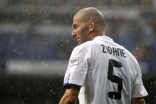 MotivacionesF's tweet photo. "Muchos estaban obsesionados con marcar, yo era diferente. Yo quería hacer que otros marcaran" - Zidane https://t.co/E0bVNwKJoB
