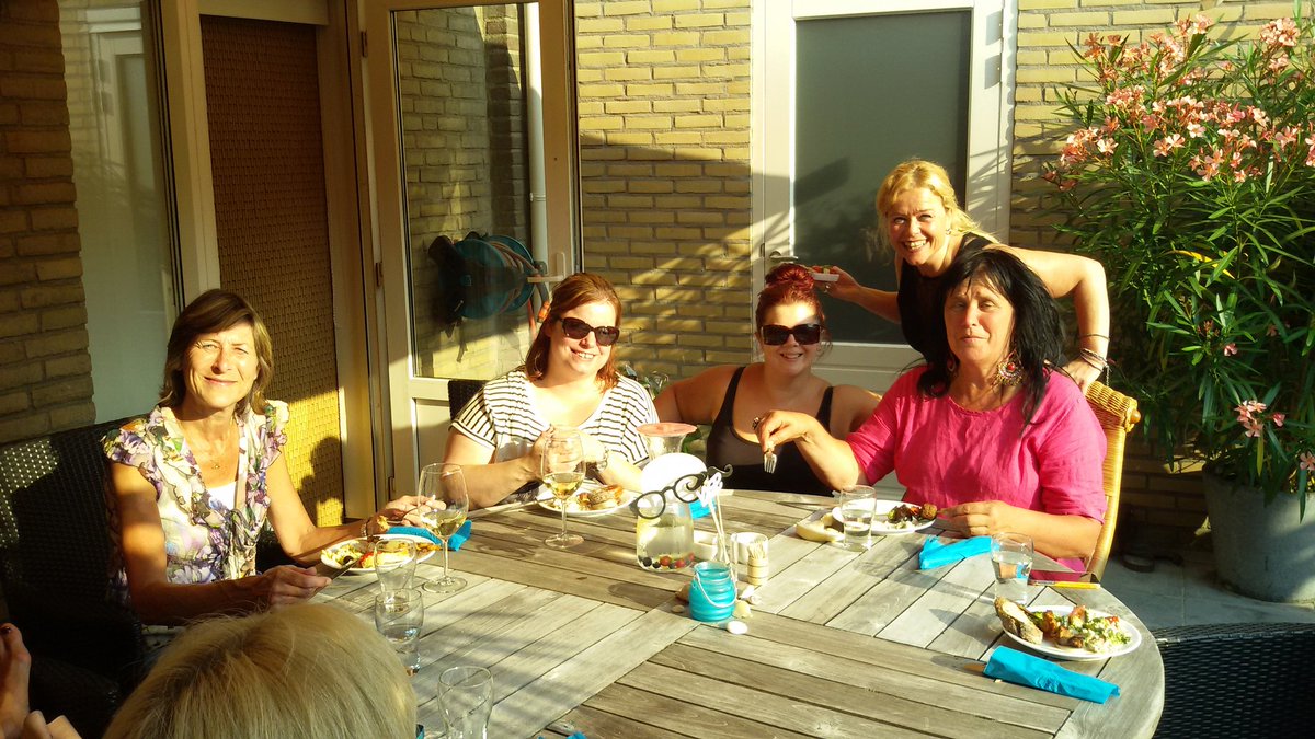 2/3HV BBQ gisteren was erg gezellig! Met dank aan BBQ-chef Guy Limpens