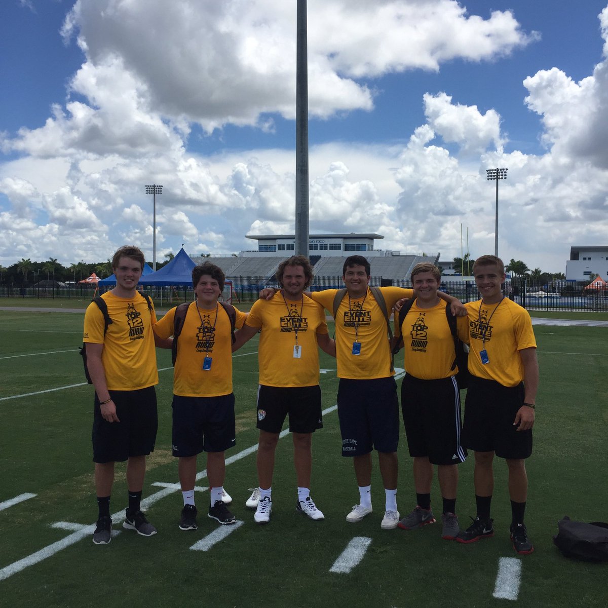 pagelbagel99's tweet photo. #squad #top12 #EventElite https://t.co/ilJqyeCOIo